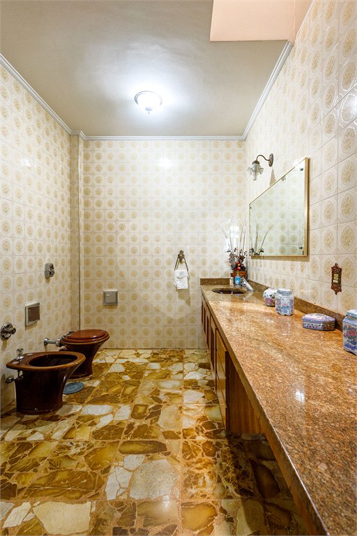 Casa à venda com 5 quartos, sendo 3 suítes, em Lapa, São Paulo, SP