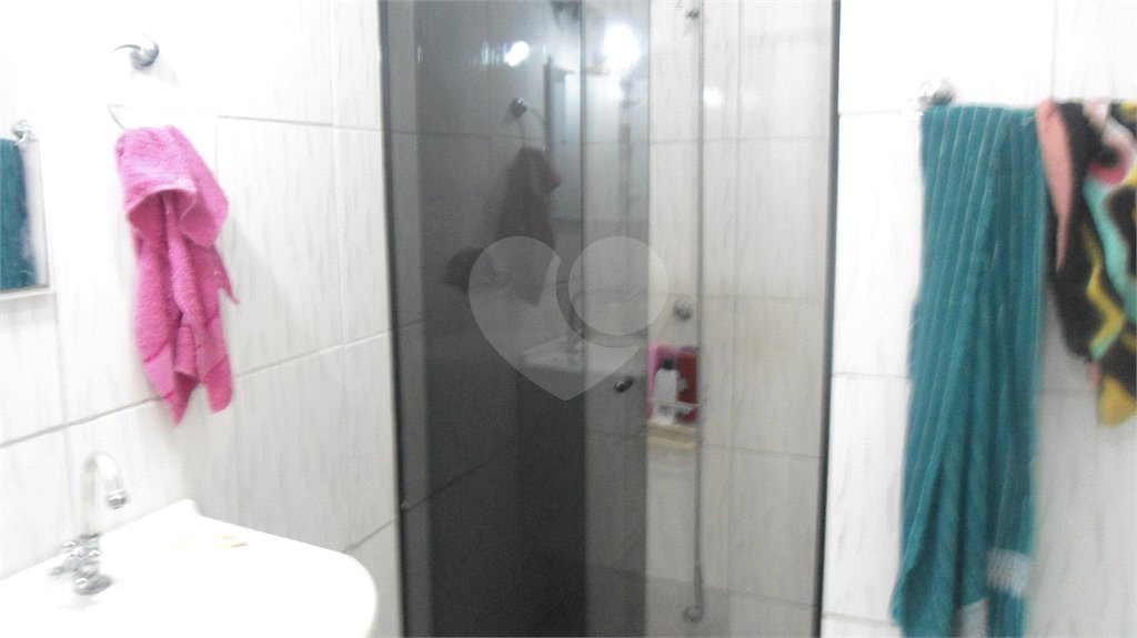 Sobrado à venda com 5 quartos, sendo 2 suítes,  em Vila Cidinha, Mogi das Cruzes, SP