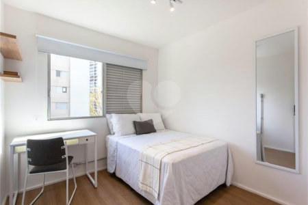 Apartamento à venda com 4 quartos, sendo 1 suíte, em Vila Olímpia, São Paulo, SP