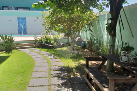 Casa à venda com 3 quartos, sendo 1 suíte, em Campo Grande, Rio de Janeiro, RJ