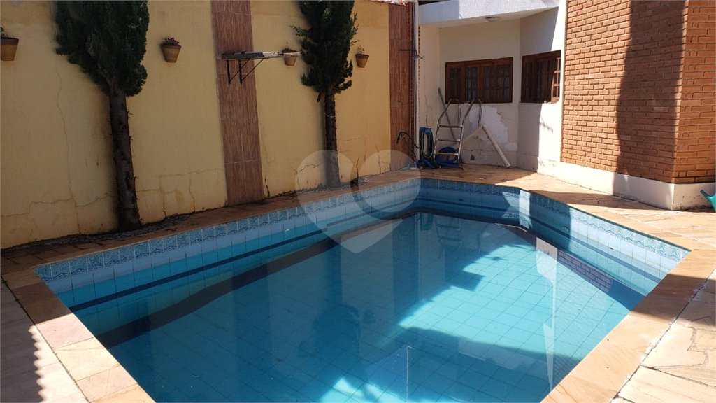 Casa à venda com 3 quartos, sendo 1 suíte, em Jardim das Flores, Atibaia, SP