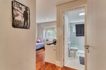 Apartamento à venda com 4 suítes em Alto da Boa Vista, São Paulo, SP