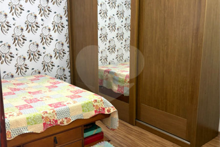 Casa à venda com 1 quarto no condomínio Chalom, São Paulo - SP