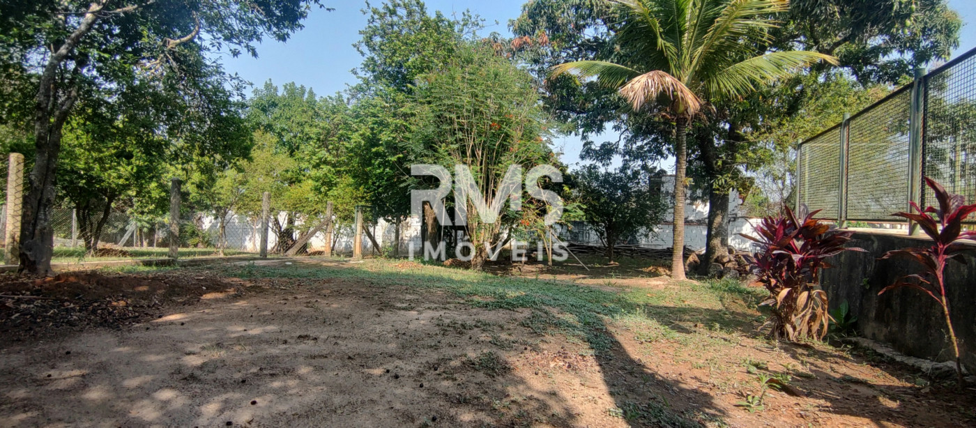 Chácara à venda com 4 quartos, sendo 2 suítes,  em Chácara Sete Quedas, Itu, SP