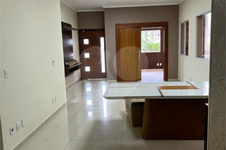 Casa à venda com 3 quartos, sendo 1 suíte,  em Pinheirinho, Vinhedo, SP