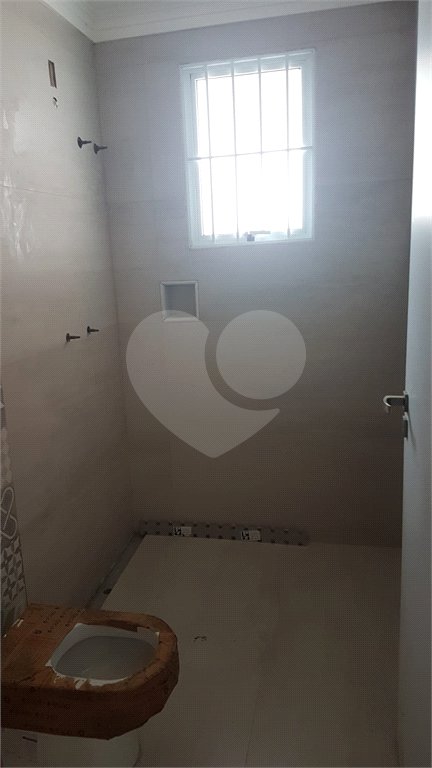 Casa à venda com 5 quartos, sendo 3 suítes,  em Serra da Cantareira, Mairiporã, SP