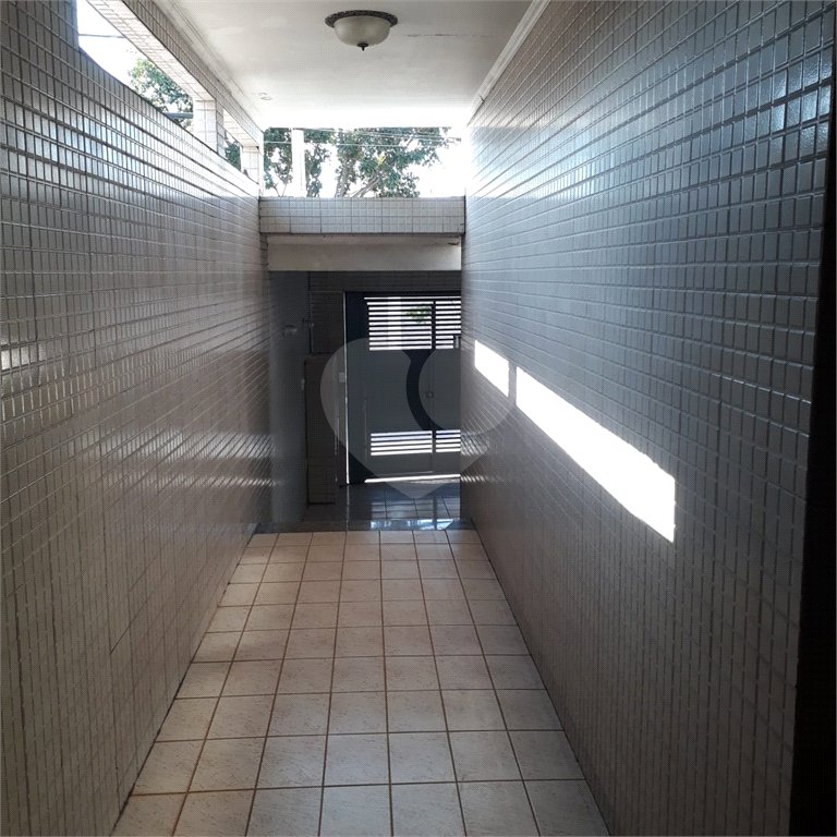 Sobrado à venda com 3 quartos em Jardim Oriental, São Paulo, SP