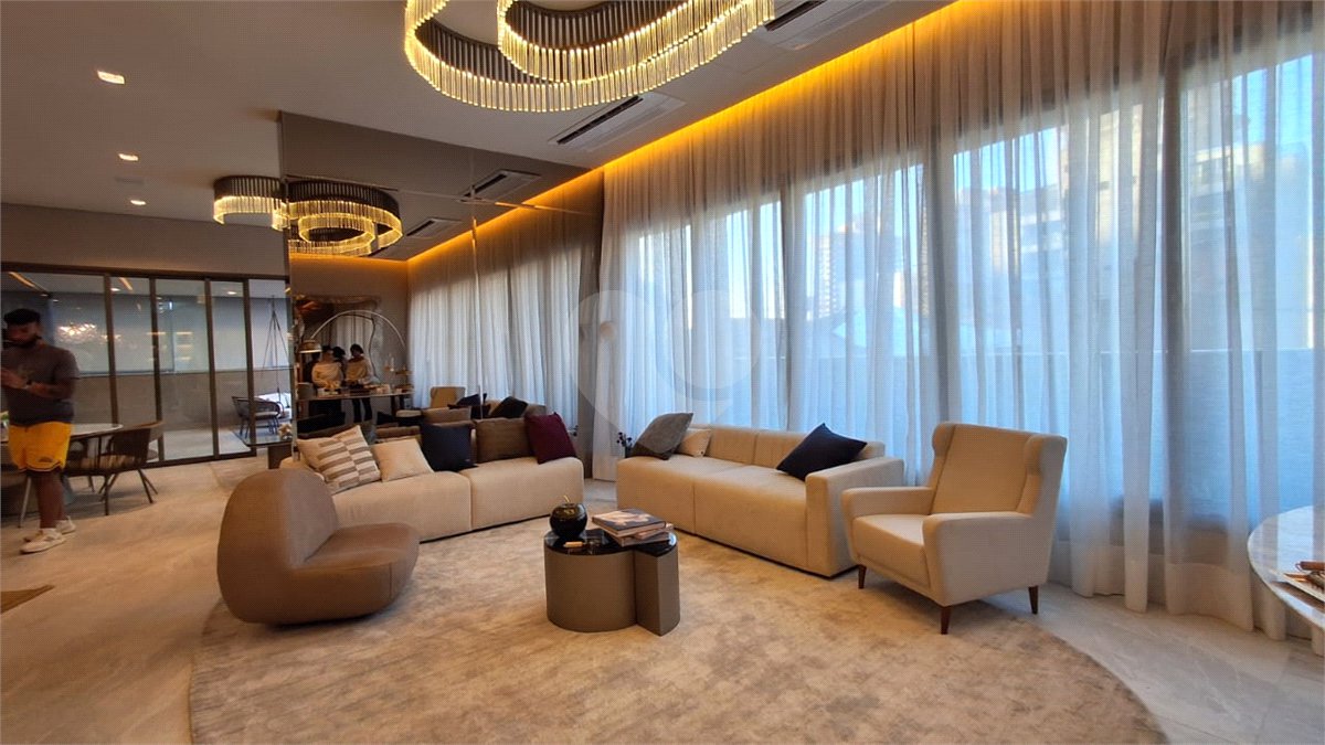 Apartamento à venda com 4 quartos, sendo 2 suítes, em Perdizes, São Paulo, SP