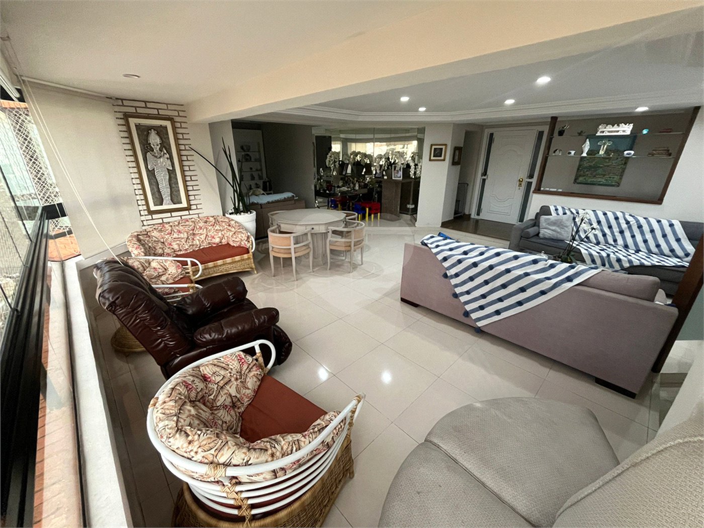 Apartamento para alugar com 4 suítes em Santana, São Paulo, SP