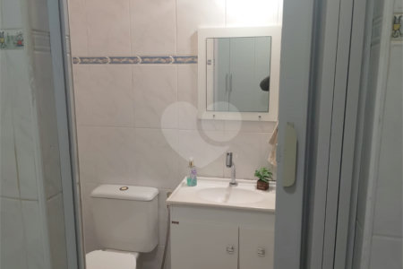 Sobrado à venda com 3 quartos, sendo 2 suítes, em Vila Dom Pedro I, São Paulo, SP