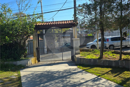 Casa à venda com 3 quartos, sendo 2 suítes,  em Vila São Paulo, Mogi das Cruzes, SP