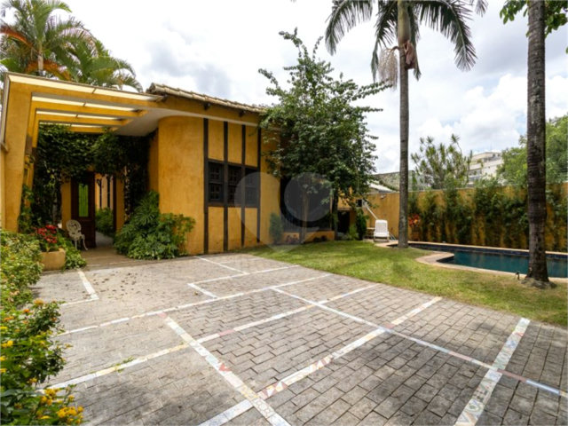 Casa à venda ou para alugar com 4 quartos, sendo 3 suítes,  em Lapa, São Paulo, SP
