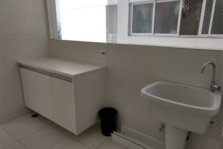 Apartamento à venda com 3 suítes em Vila Anastácio, São Paulo, SP