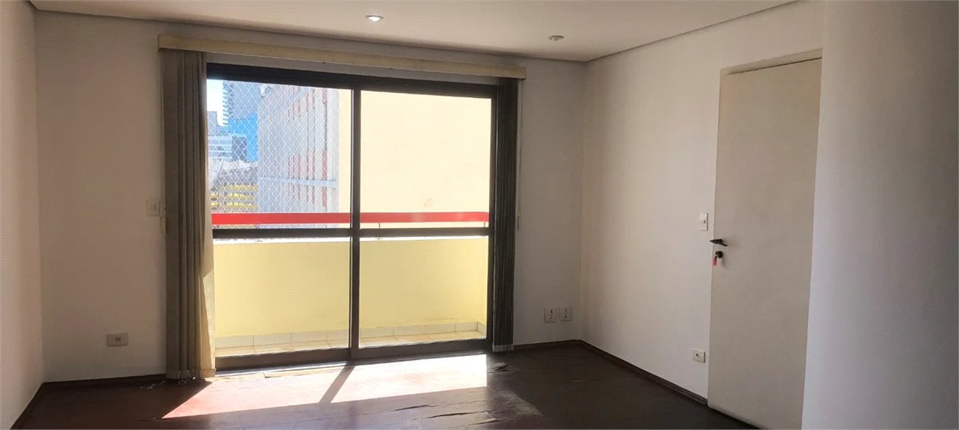 Apartamento à venda com 3 quartos, sendo 1 suíte, em Pinheiros, São Paulo, SP