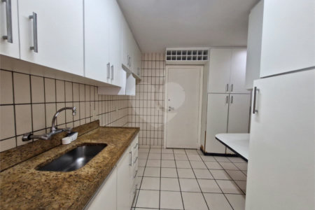 Apartamento à venda com 3 quartos, sendo 1 suíte,  em Tijuca, Rio de Janeiro, RJ