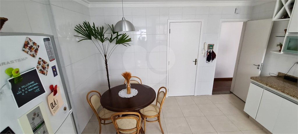 Apartamento à venda com 3 quartos, sendo 2 suítes, em Vila Monte Alegre, São Paulo, SP