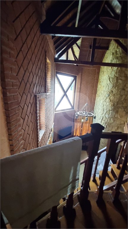 Casa à venda com 4 quartos, sendo 2 suítes, no condomínio Aruã Eco Park, Mogi das Cruzes - SP