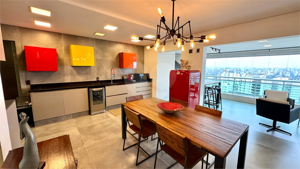 Apartamento à venda com 3 suítes em Brooklin, São Paulo, SP