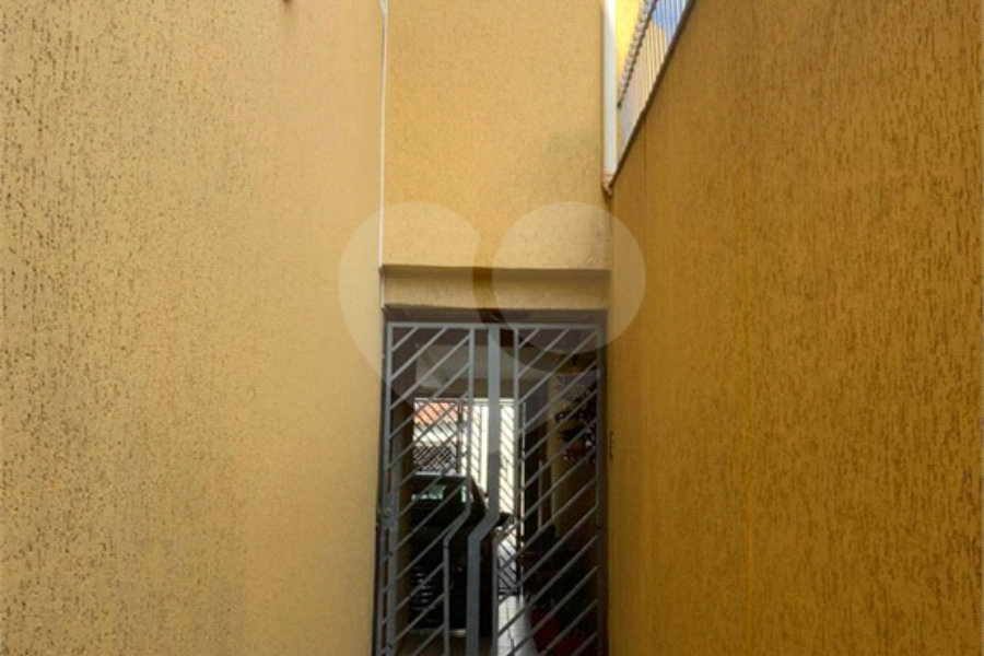 Sobrado à venda com 3 quartos, sendo 1 suíte,  em Vila Sabrina, São Paulo, SP