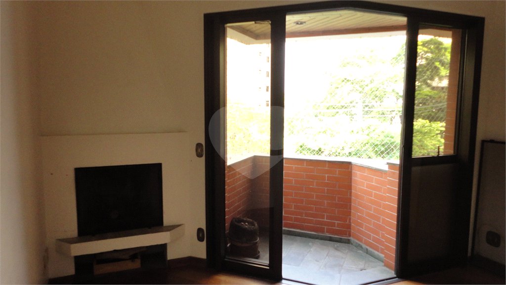 Apartamento à venda com 3 quartos, sendo 1 suíte, em Vila Andrade, São Paulo, SP