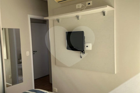 Apartamento à venda com 3 suítes em Vila Suzana, São Paulo, SP