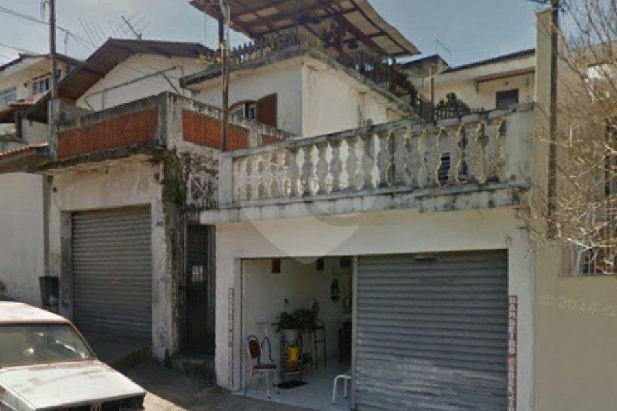 Casa à venda com 4 quartos, sendo 2 suítes,  em Horto Florestal, São Paulo, SP