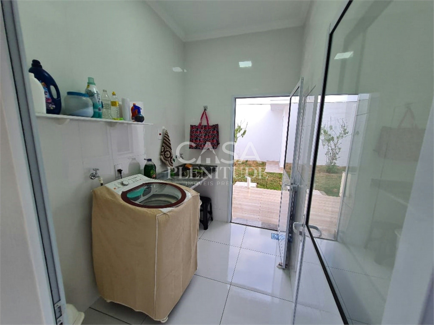 Casa em condomínio à venda ou para alugar com 4 suítes no Centro, Cesário Lange, SP