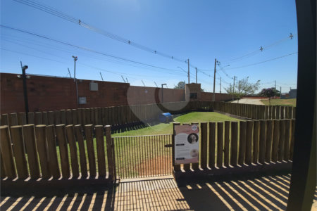 Casa à venda com 3 quartos, sendo 1 suíte, no condomínio Residencial Villagio Wanel, Sorocaba - SP