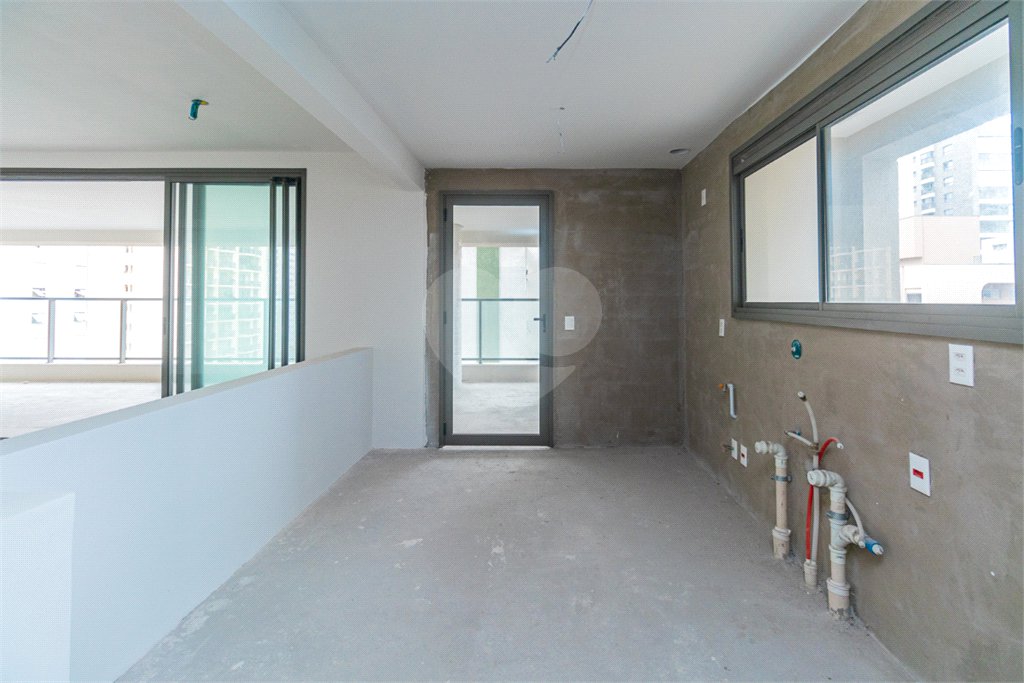 Apartamento à venda com 3 suítes em Brooklin, São Paulo, SP