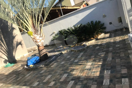 Casa à venda com 5 quartos, sendo 3 suítes, em Loteamento Jardim Morumbi, Atibaia, SP