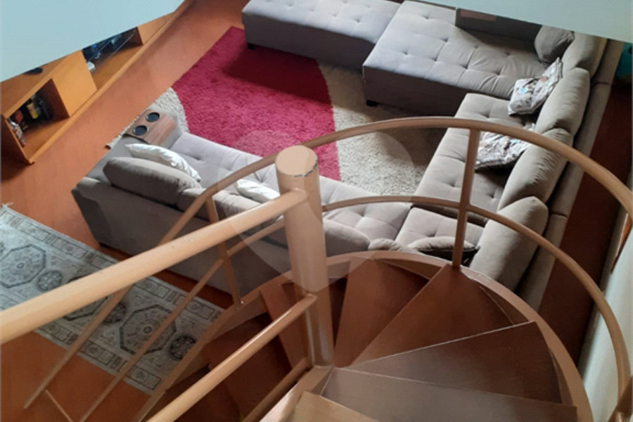 Sobrado à venda com 3 quartos, sendo 1 suíte, em Vila Nova Cachoeirinha, São Paulo, SP