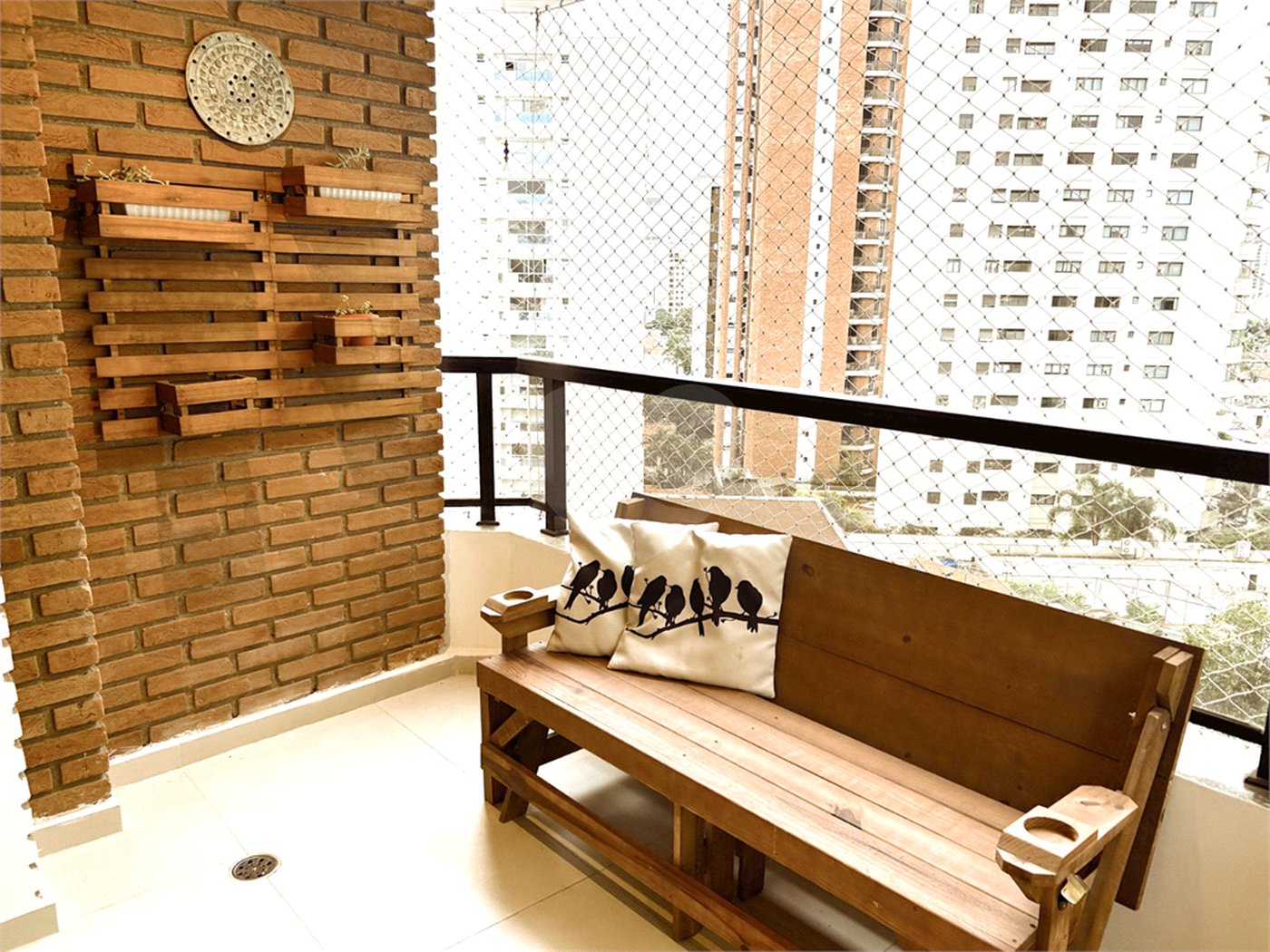 Apartamento à venda com 3 suítes em Campo Belo, São Paulo, SP