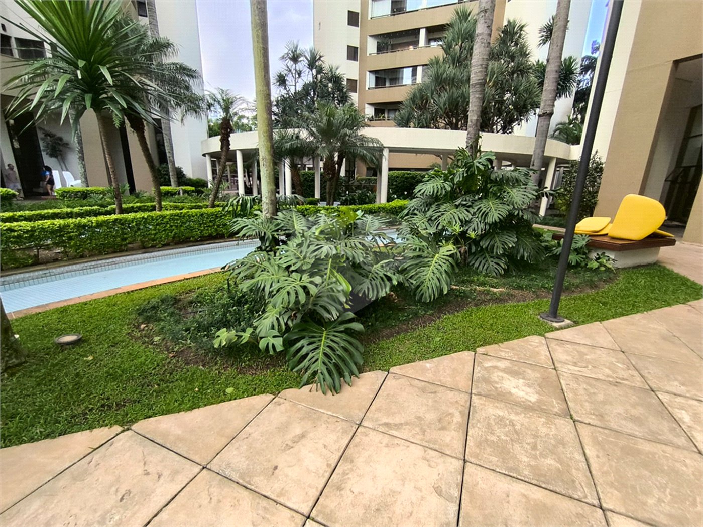 Apartamento à venda com 3 quartos, sendo 2 suítes,  em Alto da Lapa, São Paulo, SP