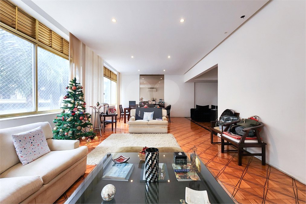Apartamento à venda com 3 quartos, sendo 1 suíte, em Flamengo, Rio de Janeiro, RJ