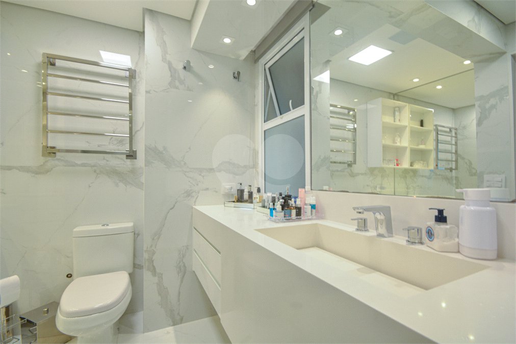 Apartamento à venda com 3 suítes em Jardim Fonte do Morumbi, São Paulo, SP