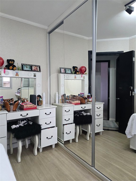 Apartamento de 3 quartos, com garagem, á venda no Cambuci