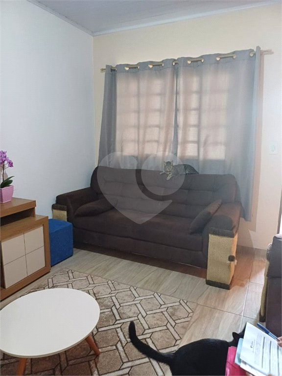 Casa à venda com 3 quartos, sendo 1 suíte, em Jardim Vinhas do Sol (mailasqui), São Roque, SP