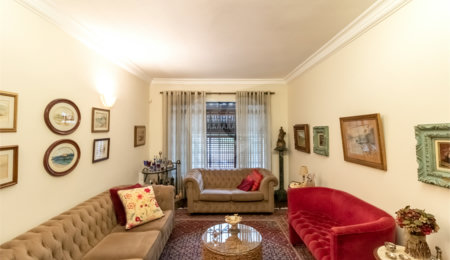 Casa à venda com 3 quartos, sendo 1 suíte,  em Parque Colonial, São Paulo, SP
