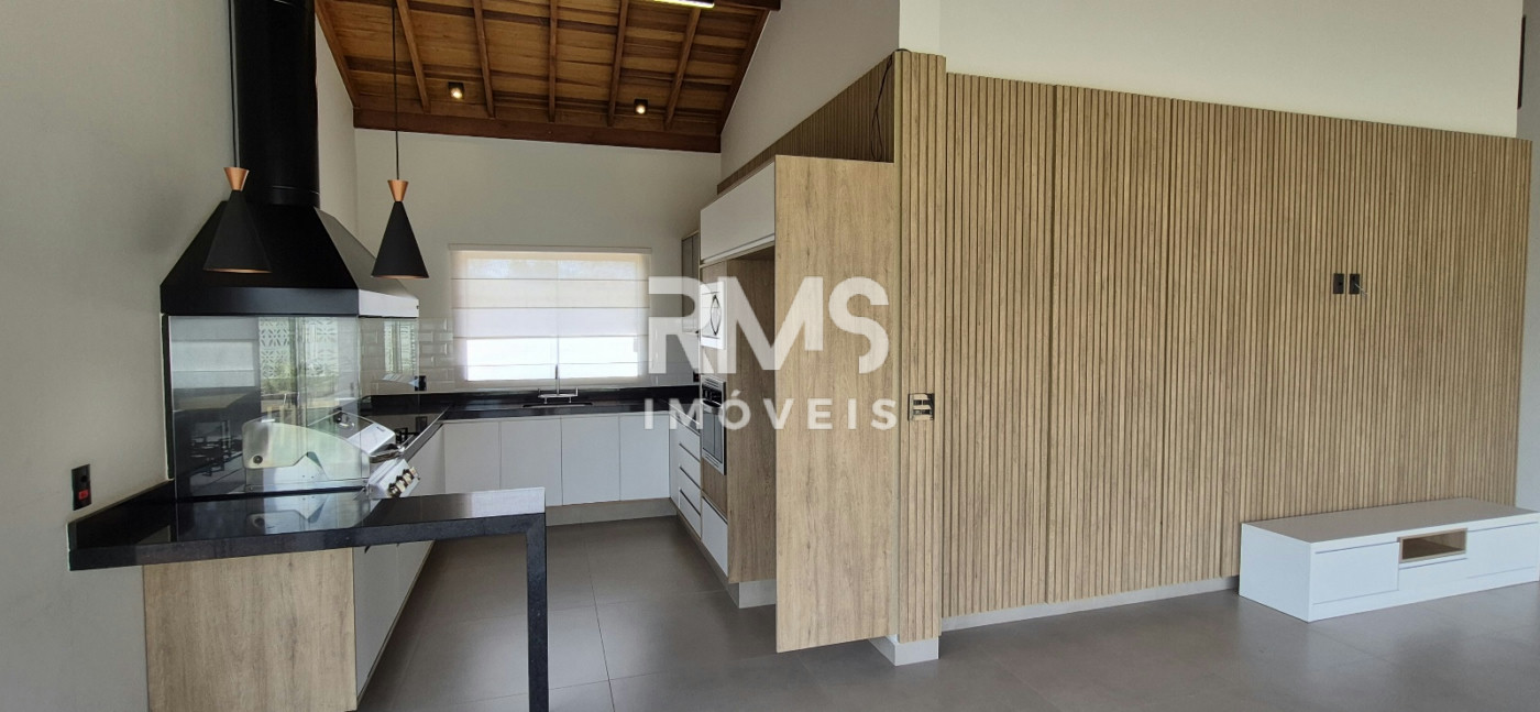 Casa à venda com 3 suítes no condomínio Santo Antonio ii, Itu - SP