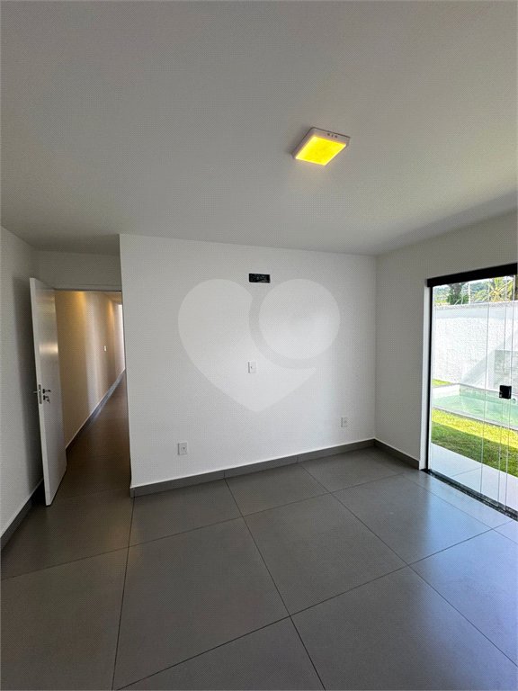 Casa à venda com 3 quartos, sendo 1 suíte, no condomínio Parque Guará, Rio de Janeiro - RJ
