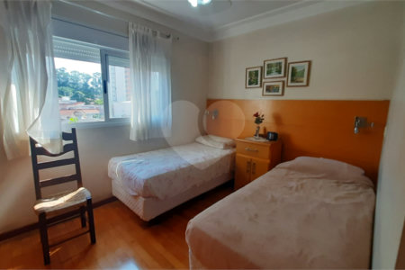Apartamento à venda com 4 quartos, sendo 1 suíte, em Chácara Santo Antônio, São Paulo, SP