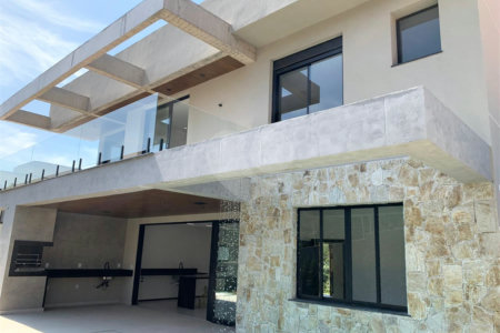 Casa à venda com 4 suítes no condomínio Reserva São Nicolau, Atibaia - SP