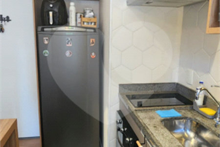 Apartamento à venda ou para alugar com 1 suíte em República, São Paulo, SP