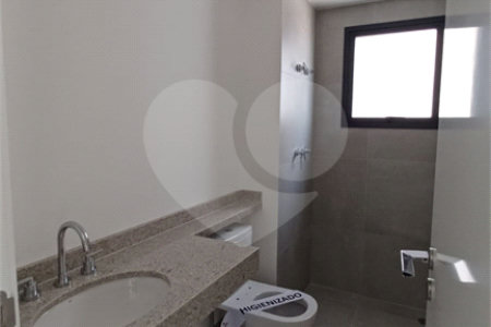 Apartamento à venda com 4 quartos, sendo 3 suítes, em Água Branca, São Paulo, SP