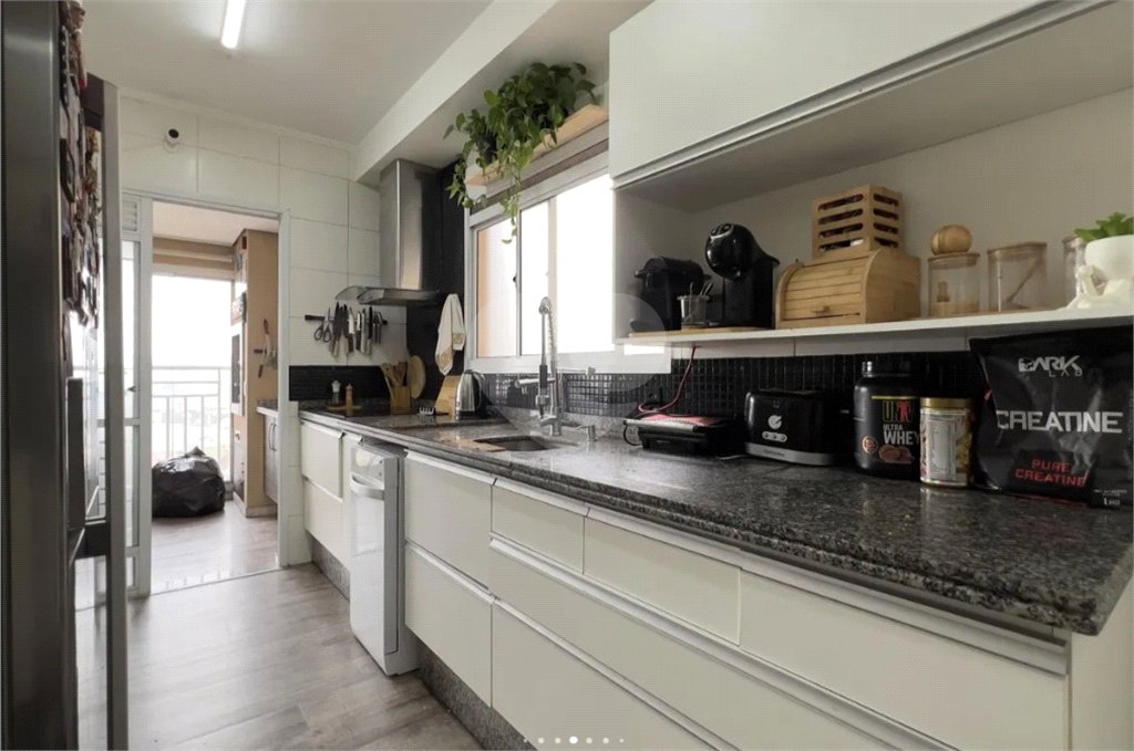Apartamento à venda com 4 quartos, sendo 2 suítes, em Vila Augusta, Guarulhos, SP