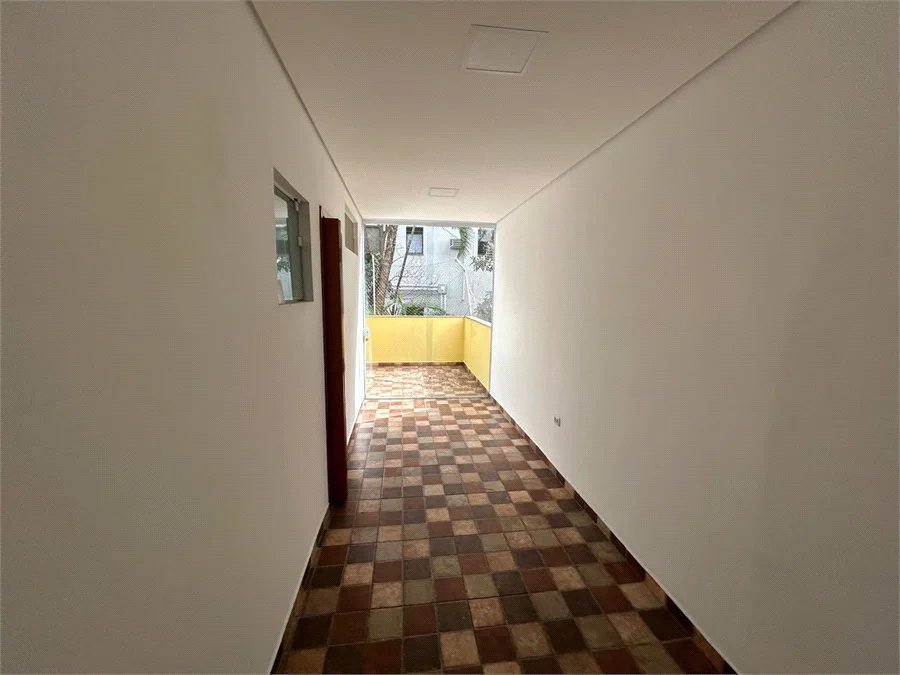 Casa de Vila para alugar com 4 suítes em Vila Romana, São Paulo, SP