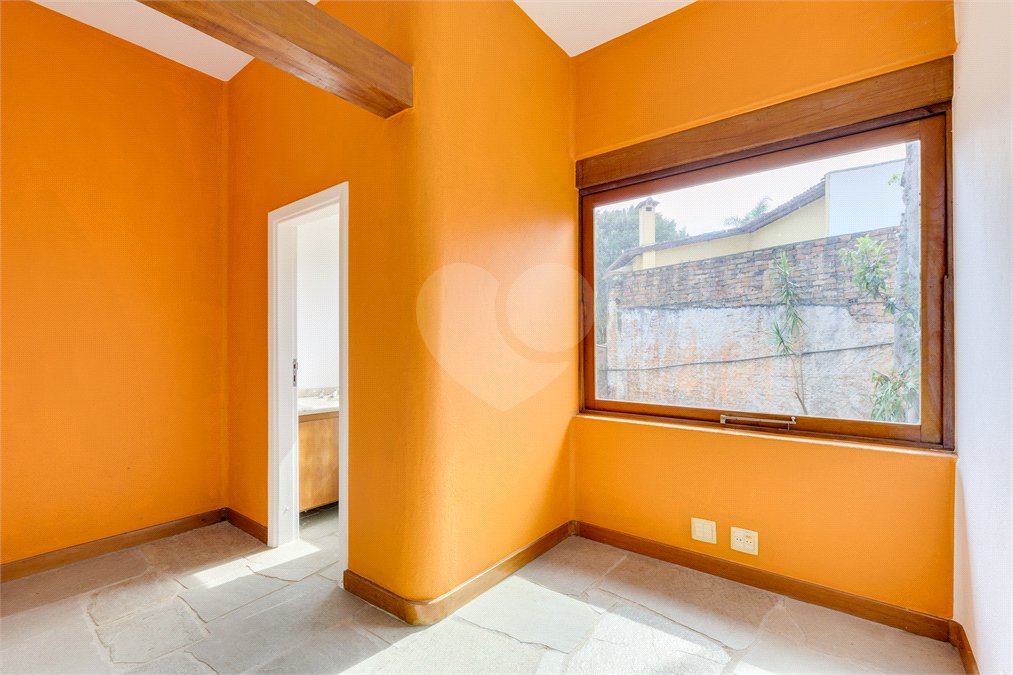 Casa Térrea à venda com 3 quartos, sendo 1 suíte, em Jardim Petrópolis, São Paulo, SP