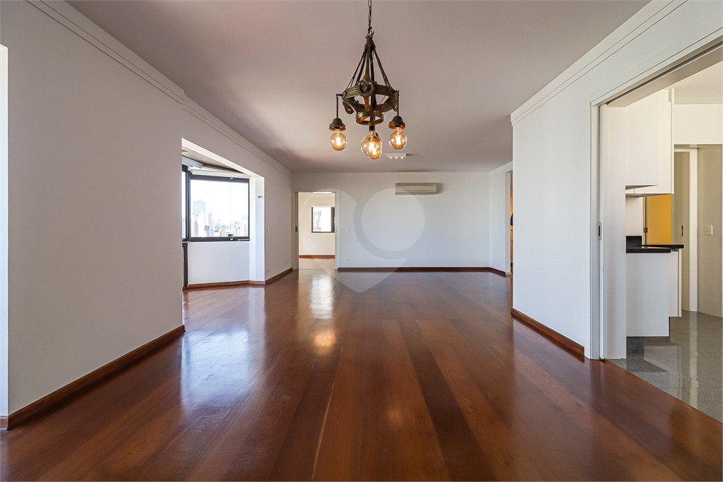 Apartamento à venda com 3 suítes em Cidade Monções, São Paulo, SP