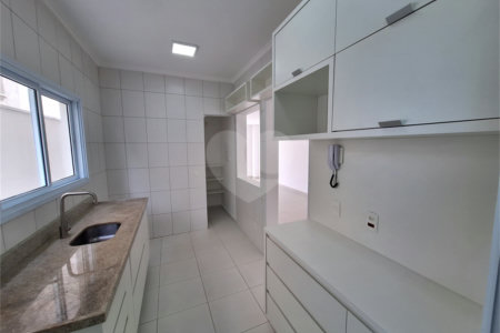 Casa à venda com 3 quartos, sendo 1 suíte, no condomínio Villagio Montalcino, Vinhedo - SP