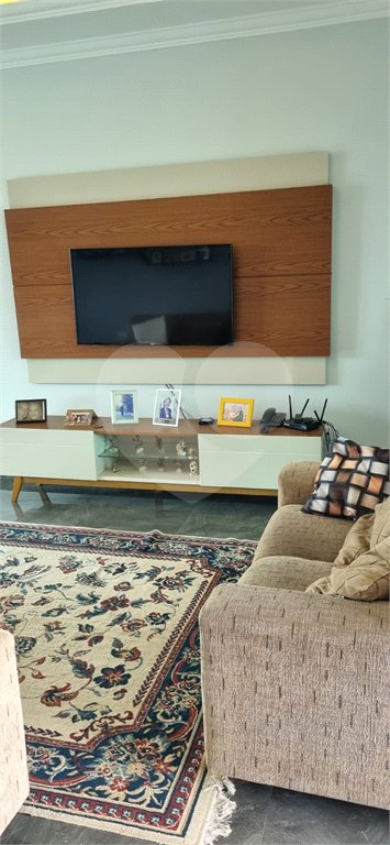 Casa à venda com 3 suítes no condomínio Residencial dos Lagos, Itupeva - SP